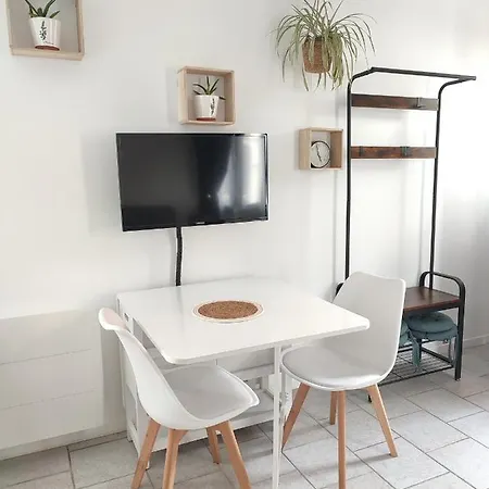 Avec Grand Parking Privé -calme Et Sérénité Casa vacanze Chevincourt